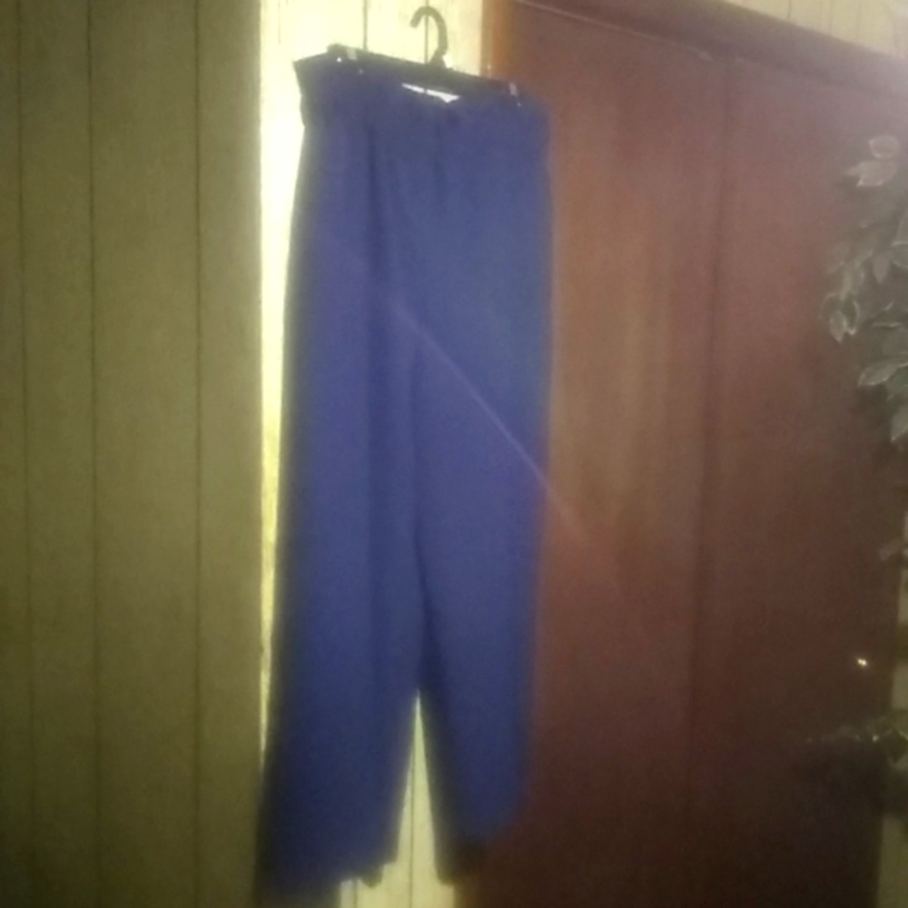Seven Avenue Navy Culotte Pants